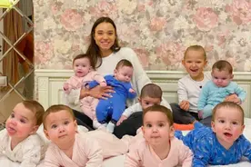 俄罗斯夫妇通过代孕生下10个孩子，目标至少100个视频封面
