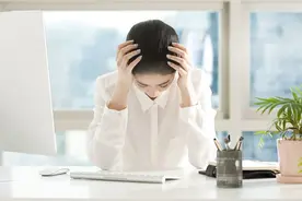女子一学习就头痛原是心脏有个洞视频封面
