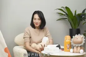 39岁朱丹曝高龄产子不易：孕吐到每天打17小时针图片