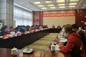 早安春城｜昆明大风和紫外线齐上线，外出记得全副“武装”图片