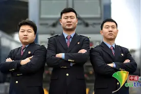 在岗一分钟，奉献六十秒，“火车头”青年在奋斗中书写青春风采图片