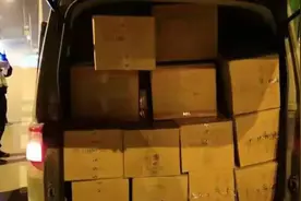 不知悔改！男子第二次私运烟花爆竹又被抓图片
