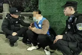 代驾小伙被妻子嫌穷深夜痛哭，而北漂的外卖小哥和老婆却将辛劳化作了幸福图片