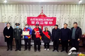 济宁曲阜市：兵哥哥斩获“二等功”成为入伍新兵的“偶像”图片