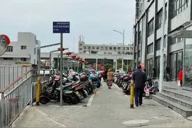 假套牌电动车？进社区查图片