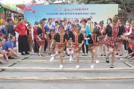 椰视频 | 一直跳到“三月三”！海南昌江排岸村邀你来跳竹竿舞图片