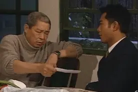 创世纪：看见一家人为钱犯愁，自力掏出支票表示，钱的事我来搞定视频封面
