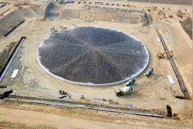 中企承建孟加拉单点系泊项目首座6万方原油罐开始焊接图片