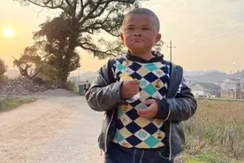 “小马云”返乡记图片