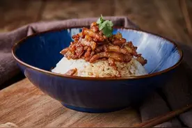 正宗传统台湾卤肉饭（台湾传承版，卤肉饭评审长亲自推荐做法）图片