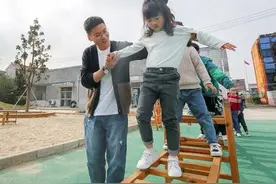 朱永新委员建议：提升我国中小学男教师比例图片