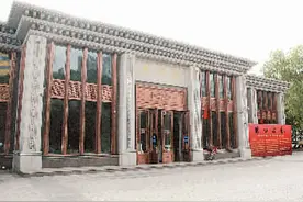 乌鲁木齐市美术馆：小而美的艺术空间图片