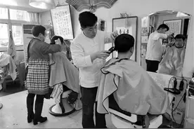 岳云鹏正月理发引关注，与“坑舅”无关图片
