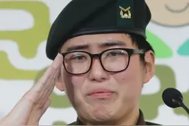 韩国军人出国变性后被强制退伍 意外死于家中图片