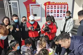 与时俱进学雷锋 乡村振兴当先锋——共青团郑州市委开展“学雷锋纪念日”主题活动图片
