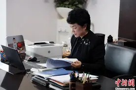 徐工工程机械瞄准绿色智能化图片