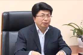 全国人大代表、重庆机场集团有限公司党委书记、董事长谭平川：激活川渝两地支线航空 助推“双城记”发展图片