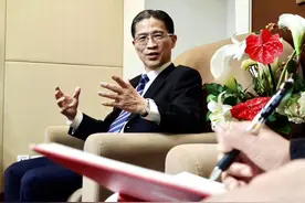 瓷娃娃、月亮孩子、黏宝宝的背后是庞大的罕见病群体，委员呼吁推动罕见病药物开发图片