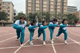 牛！同寝室5女孩保送北大等名校图片