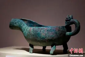 青铜器里的“神仙姐姐”：历代文物展示古代女性品格图片