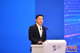 李彦宏最向往的“AI梦”：未来每个人都有专属智能助理图片