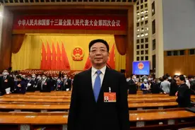 王天宇代表：建议完善商业银行市场化债转股机制图片