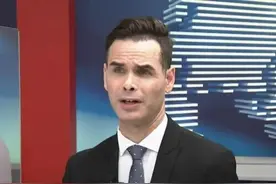 美国“挺凤梨”，自己人都吐槽图片