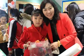 果然视频｜春风如你·济南市市中区爱都小学吕华视频封面