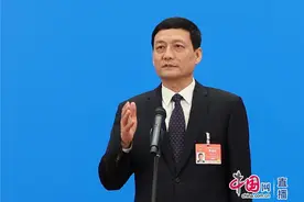 中国发布丨工信部部长肖亚庆：我国现有4000多万企业中95%以上是中小企业图片