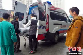 湖北宜昌：父亲重病垂危 儿子代父捐献器官图片