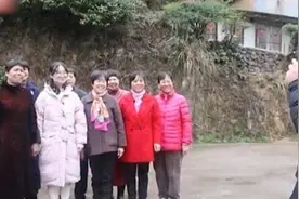 金华孤女和10位“妈妈”共赴十年之约视频封面