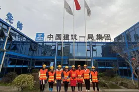 脱下工装，换上红妆 女工友们共赴一场汉服穿越之旅图片