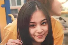 王子文16岁长发照曝光 温柔似邻家女孩图片