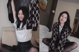 张俪晒美照 黑色穿搭时尚感满满图片
