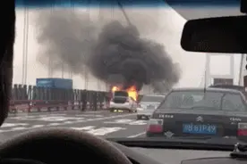 九天8起汽车自燃事件，都是怎么烧起来的？图片