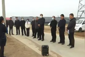 潍坊市人大常委会副主任张新强到寿光市走访慰问图片