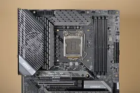 史上最猛的暗黑板！微星MPG Z590 GAMING CARBON WIFI主板评测图片