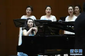 《红色经典》合唱音乐会在京上演图片