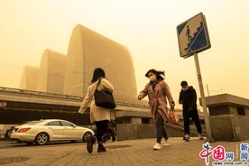 近10年最强沙尘天气来袭！多图直击“复古滤镜”下的京城图片