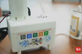 60岁的公交“发明达人”发明了臭氧消毒机图片