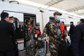 走，当兵去！武警沈阳支队首批春季新兵入营，兵员成分全为大学生图片