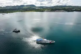 美国海岸警卫队，跑到中国海岸边干什么？图片