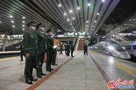 武警北京总队某部迎来2021年度首批春季入伍新兵图片