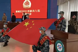 阳春三月送新兵 德州市陵城区58名好男儿奔赴军营图片