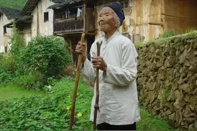 新华全媒+丨只为一个“等”字，她守候了七十多年图片