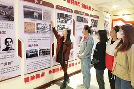 「奋斗百年路 启航新征程——学党史 悟思想 办实事 开新局」百年党史入课堂 红色教育入人心图片