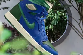 YEEZY新洞洞鞋亮相！AJ1“铁锈”配色登场，下周重磅发售清单抢先看图片