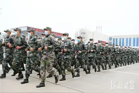 河北石家庄：欢送2021年春季入伍新兵图片