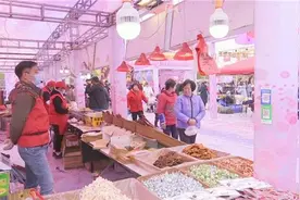 江陵三湖桃花花海赏花节启动 赏美景品美食乐不停图片
