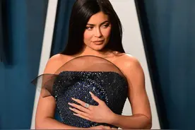问粉丝要钱？今天，“世界最年轻女富婆”被骂惨了...图片